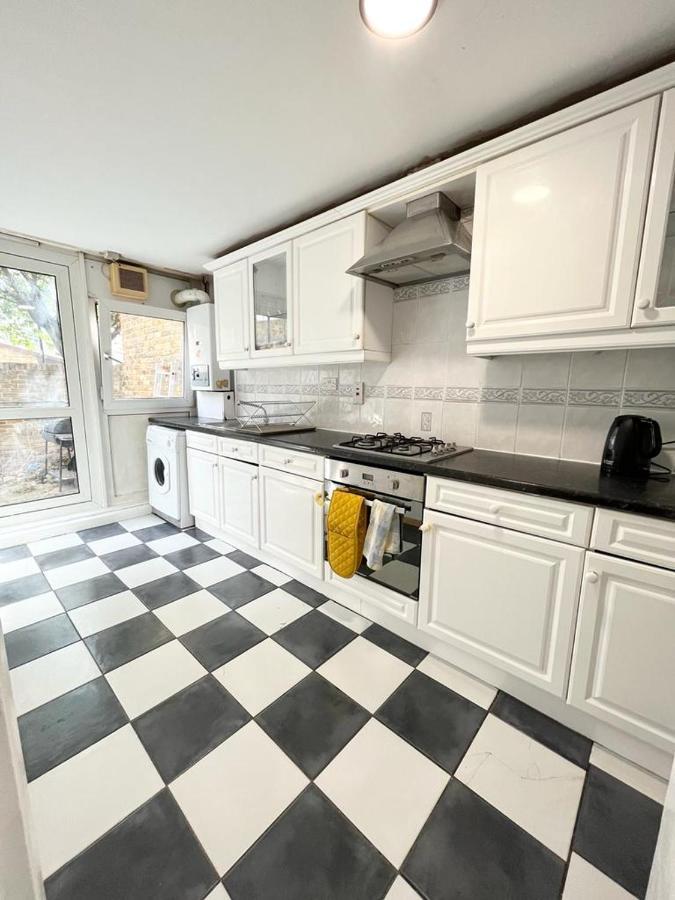 Lovely 2-Bed 20 Mins To Central London 아파트 외부 사진