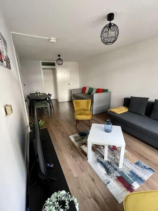 Lovely 2-Bed 20 Mins To Central London 아파트 외부 사진