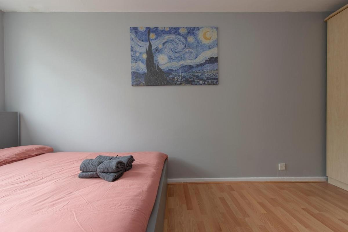 Lovely 2-Bed 20 Mins To Central 런던 외부 사진