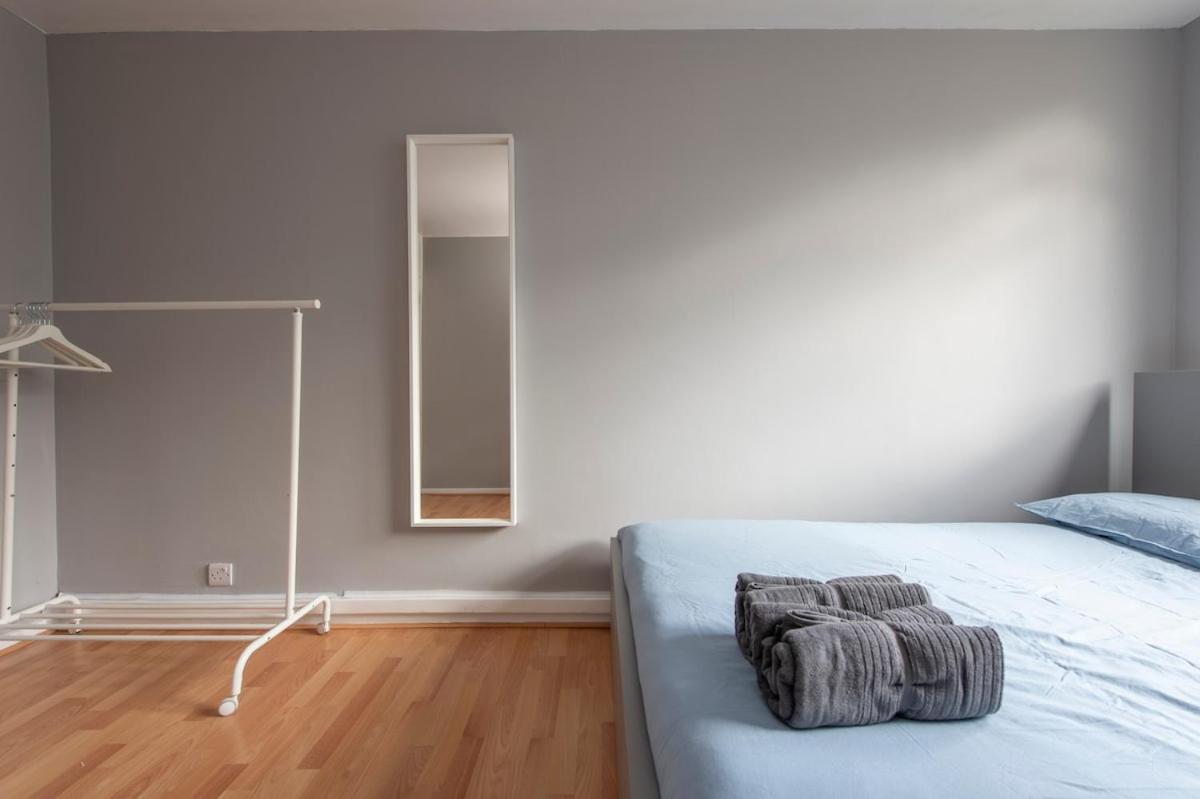 Lovely 2-Bed 20 Mins To Central 런던 외부 사진